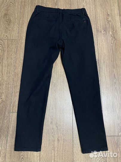 Брюки мужские классические зауженные к низу