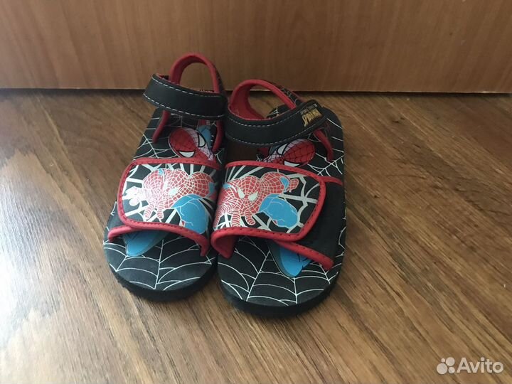 Сандали пляжные