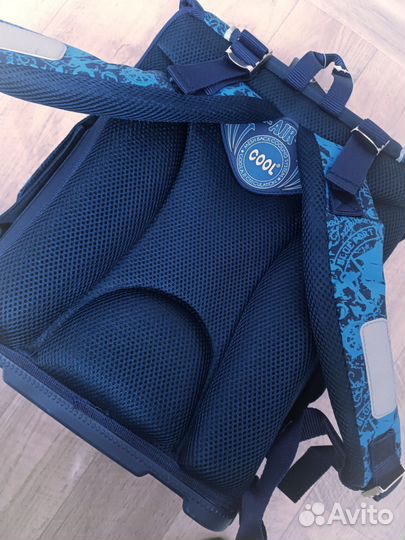 Ранец школьный для мальчика новый