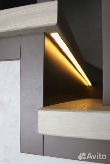 Умная подсветка лестницы