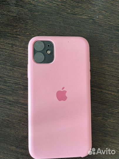 Телефон iPhone 11