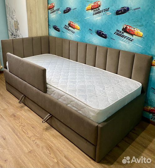 Детская угловая кровать