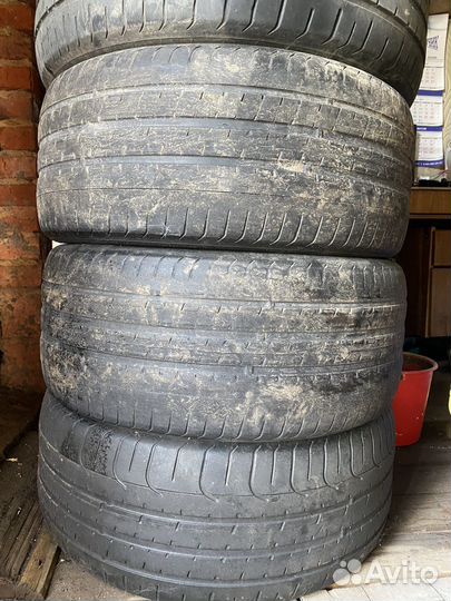 Pirelli P Zero 255/40 R19