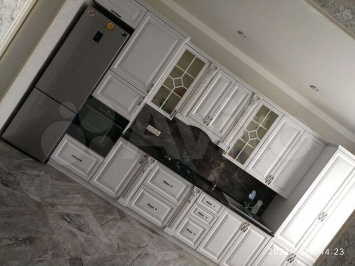 Дом 360 м² на участке 6 сот.