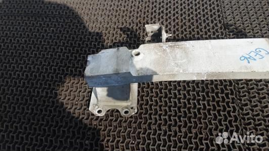 Усилитель бампера передний (кронштейн) citroen C5