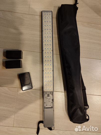 Осветитель YongNuo YN-360 III RGB Студийный свет