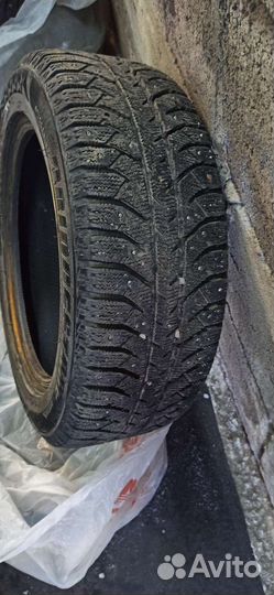 Bridgestone Ice Cruiser 7000 205/55 R16