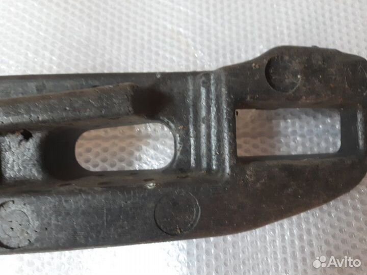 Абсорбер бампера передний Chevrolet Cruze