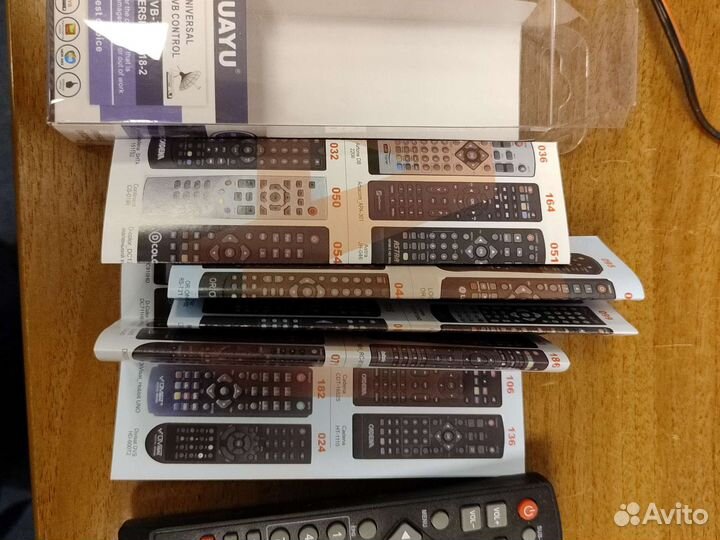 Пульт универсальный DVB-T2+2 для DVB-T2 ресиверов