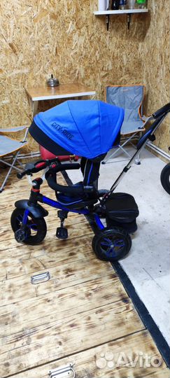 Детский велосипед с родительской ручкой