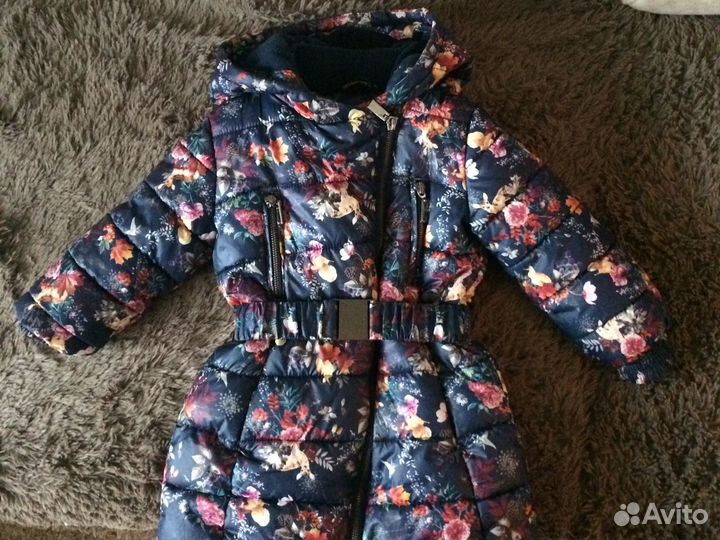 Демисезонное пальто для девочки