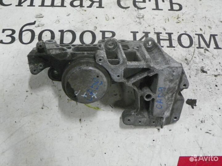 Опора двигателя левая Nissan X-Trail