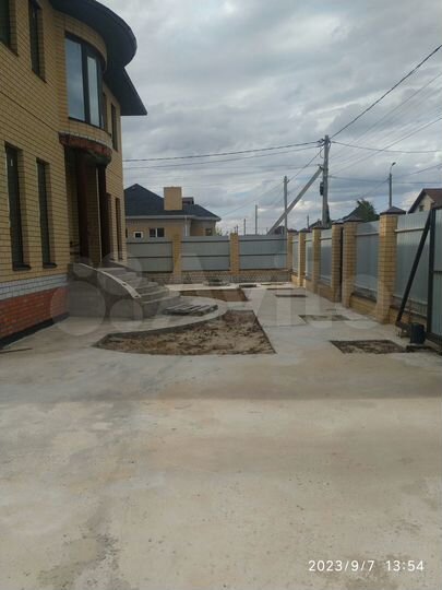 Коттедж 232 м² на участке 12 сот.