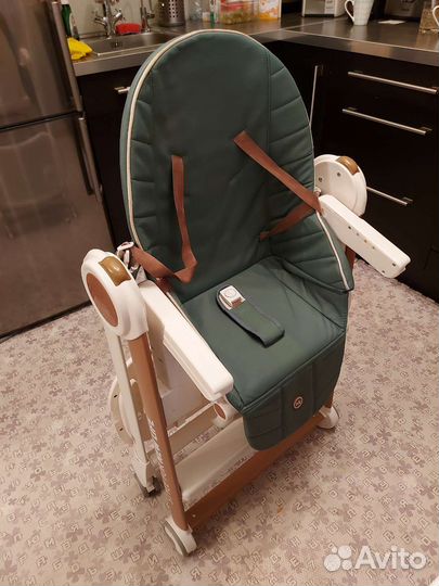 Стульчик для кормления happy baby