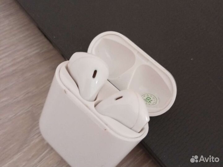 Беспроводные наушники