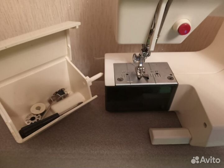 Швейная машина Jaguar
