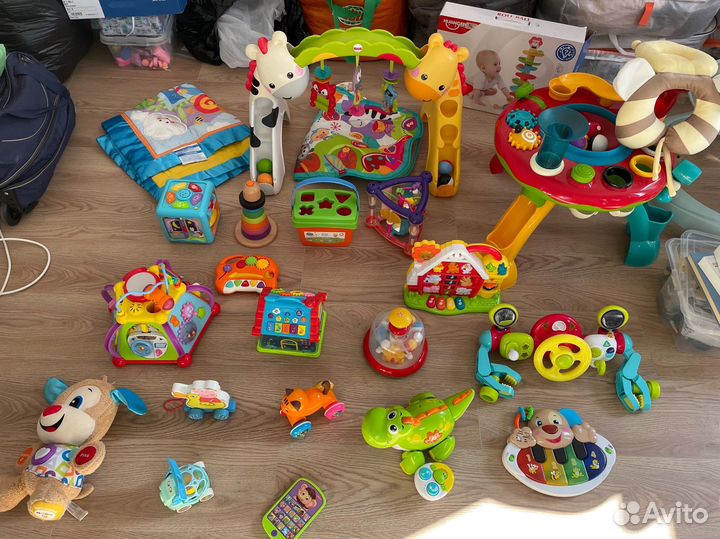 Развивающие игрушки пакетом