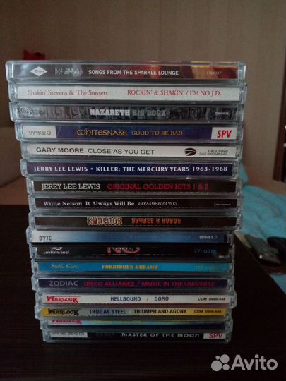 Музыкальные компакт диски. Зеленоград