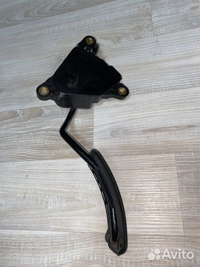Педаль газа Renault Megane 2
