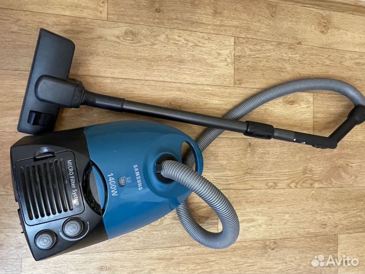 Пылесос Samsung 1400W