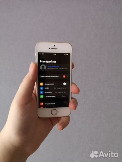 iPhone SE, 16 ГБ