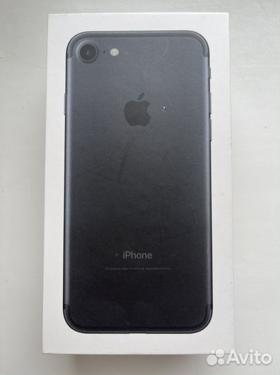 Коробка от iPhone 7