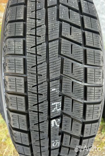 Yokohama Ice Guard IG60 215/60 R17 96Q