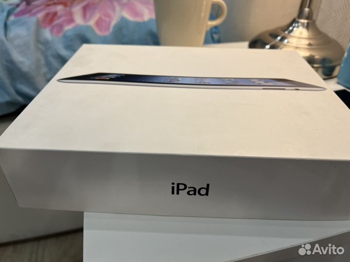 Apple iPad 4 планшет