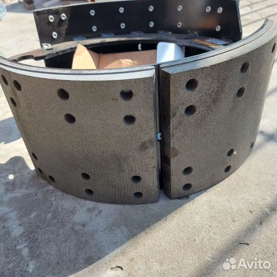 Тормозные колодки Semac