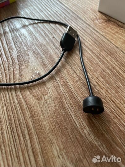 Зарядник для браслета mi band 6