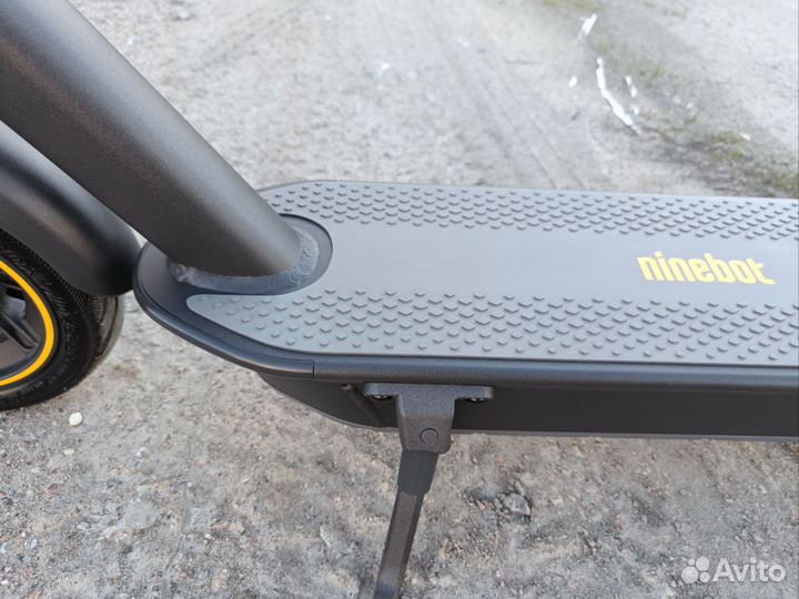 Электросамокат Ninebot Max G30 пробег 189км