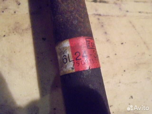 Полуось передняя R Ford Explorer 4 6L243A427AB