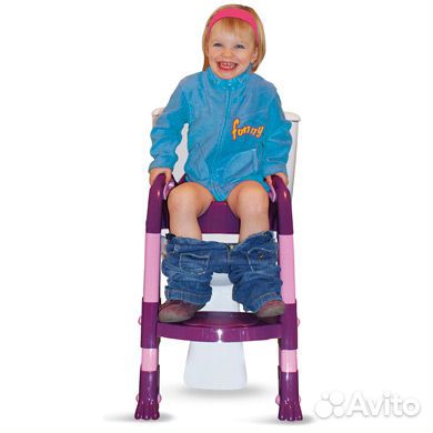 Насадка на унитаз с ножками и ступенькой