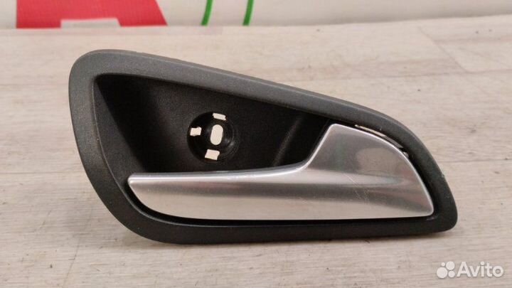 Ручка двери внутренняя правая Ford Focus CB8 1.6L