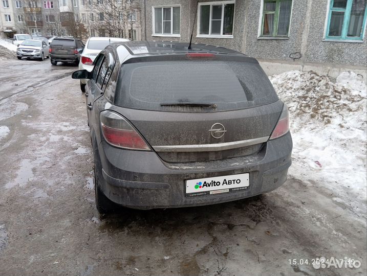Opel Astra 1.6 МТ, 2010, 199 000 км