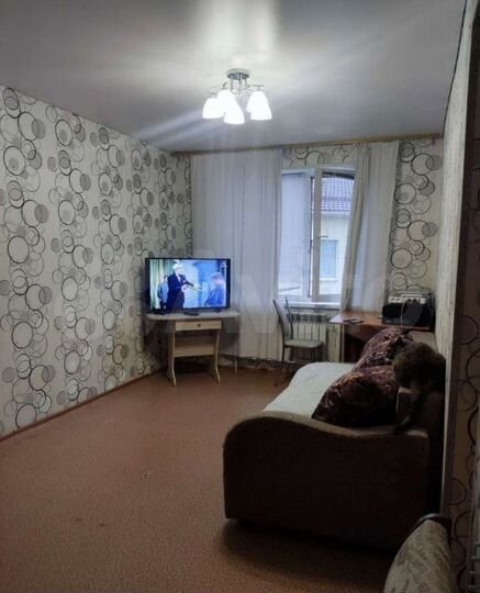 2-к. квартира, 45 м², 3/3 эт.