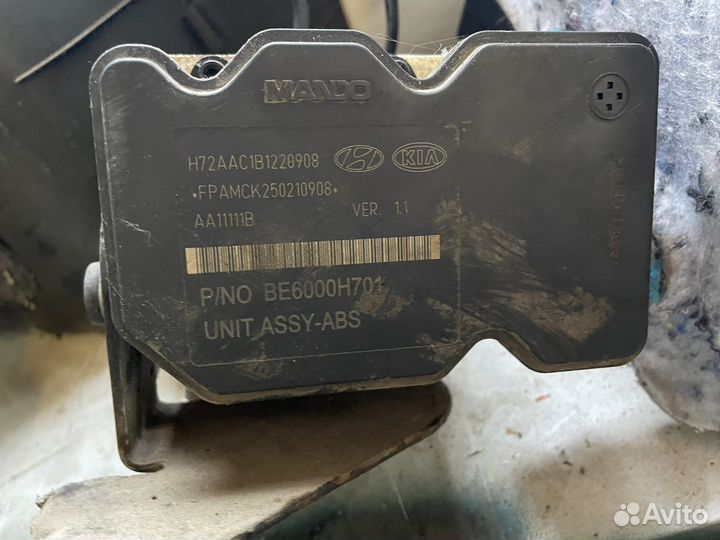 Блок ABS.Блок эбу.hyundai solaris: kia Rio