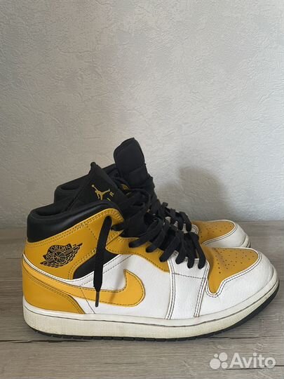 Nike air jordan 1 university gold mid оригинал