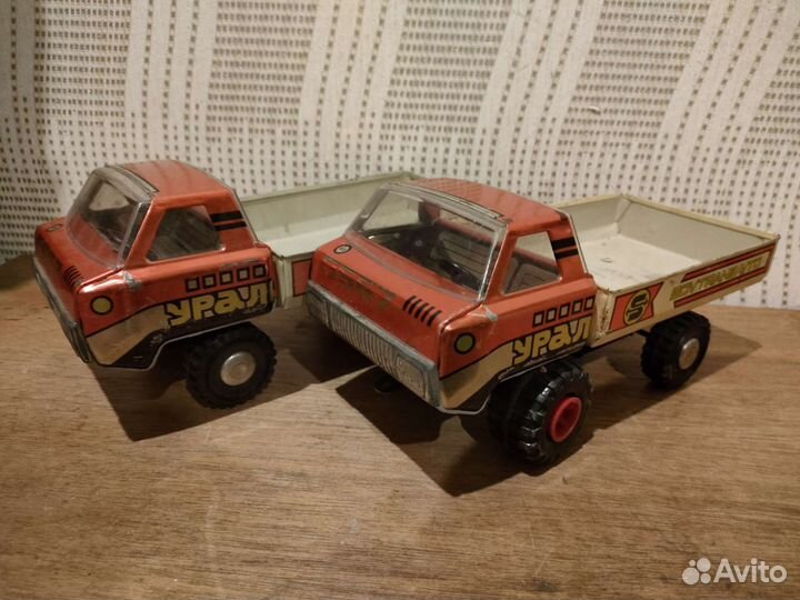 Игрушка машинка грузовик- бортовой, СССР