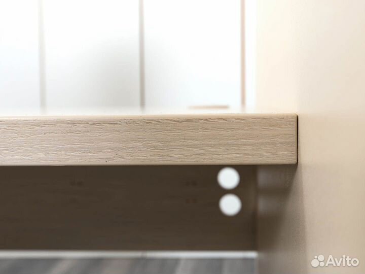 Стол для персонала