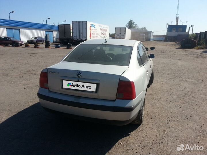 Volkswagen Passat 1.6 МТ, 1999, 390 000 км