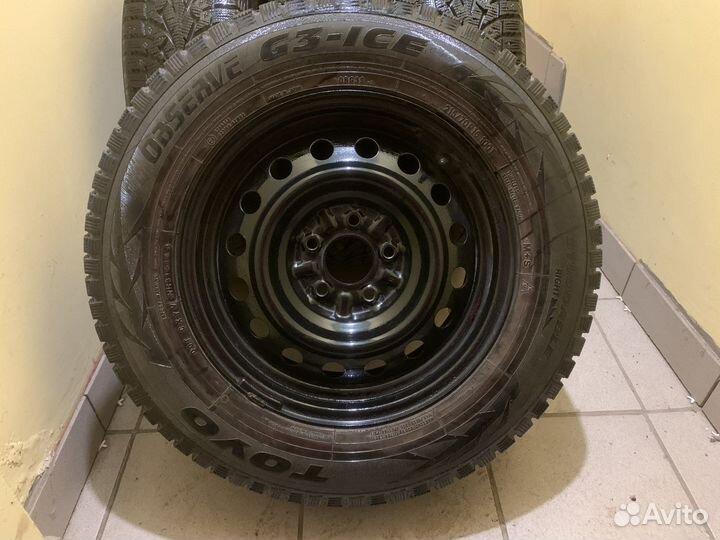 Toyo Observe G3-Ice 215/70 R16 100T