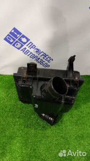 Корпус воздушного фильтра Daewoo Nexia седан 1.5