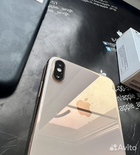 iPhone Xs Max, 64 ГБ