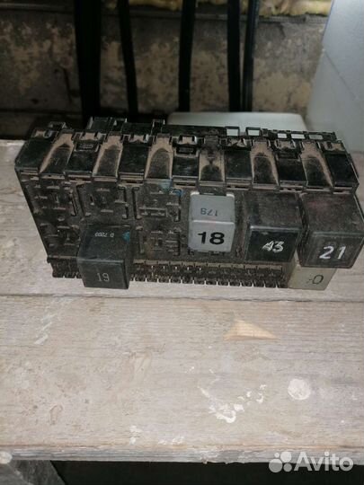 Блок предохранителей пассат Б3