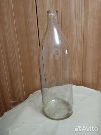 Бутылка стеклянная четверть