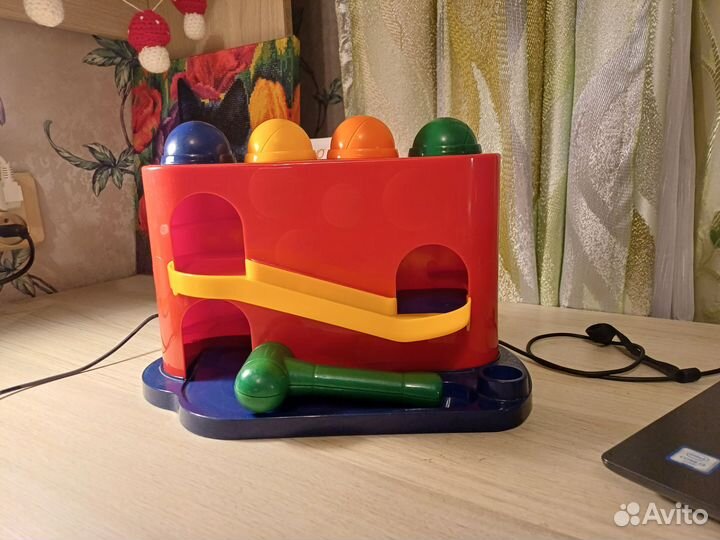 Стучалка двухъярусная 4 шарика + молоточек