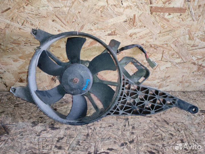 Вентилятор радиатора Nissan Navara D40 YD25 2011