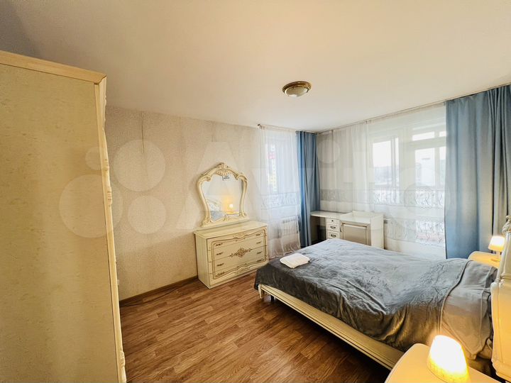 2-к. квартира, 80 м², 9/25 эт.