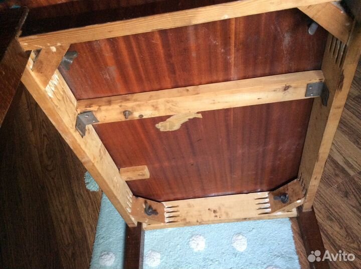 Журнальный стол 70- е годы